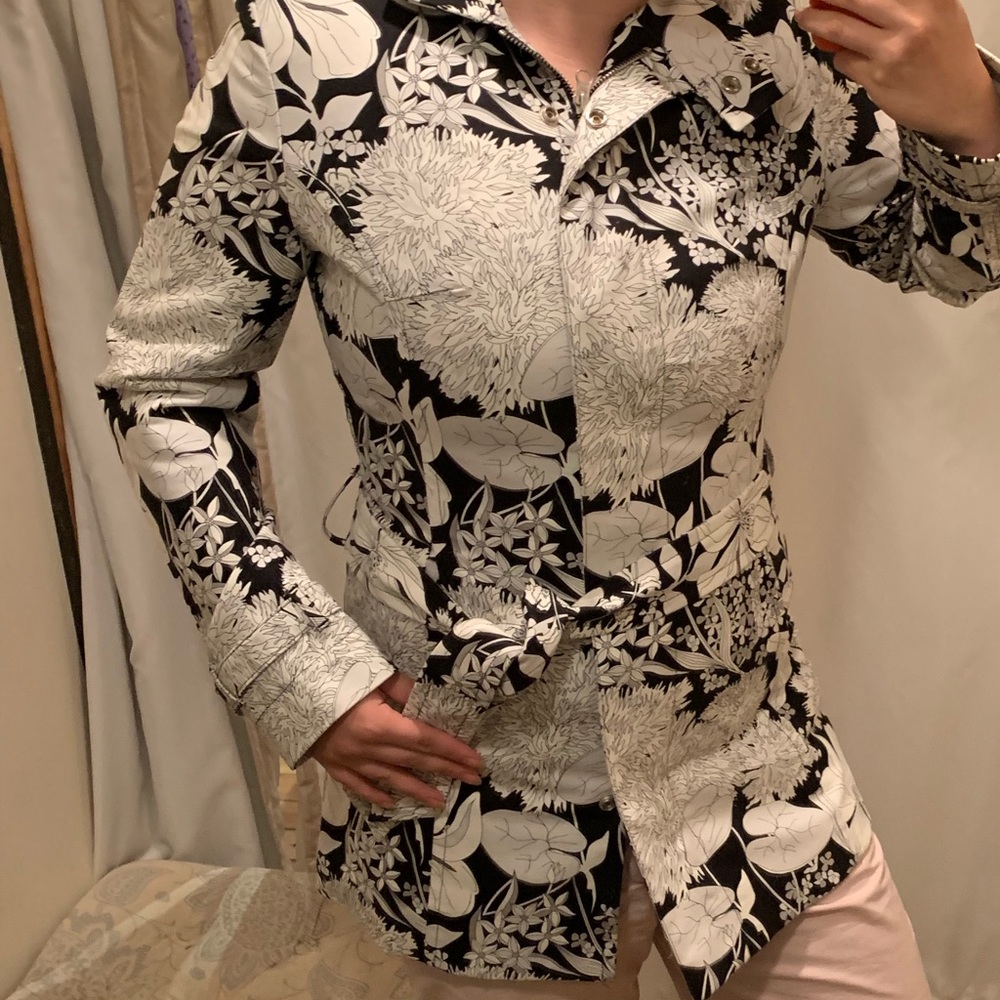 mossimo trench coat jacket black and white floral